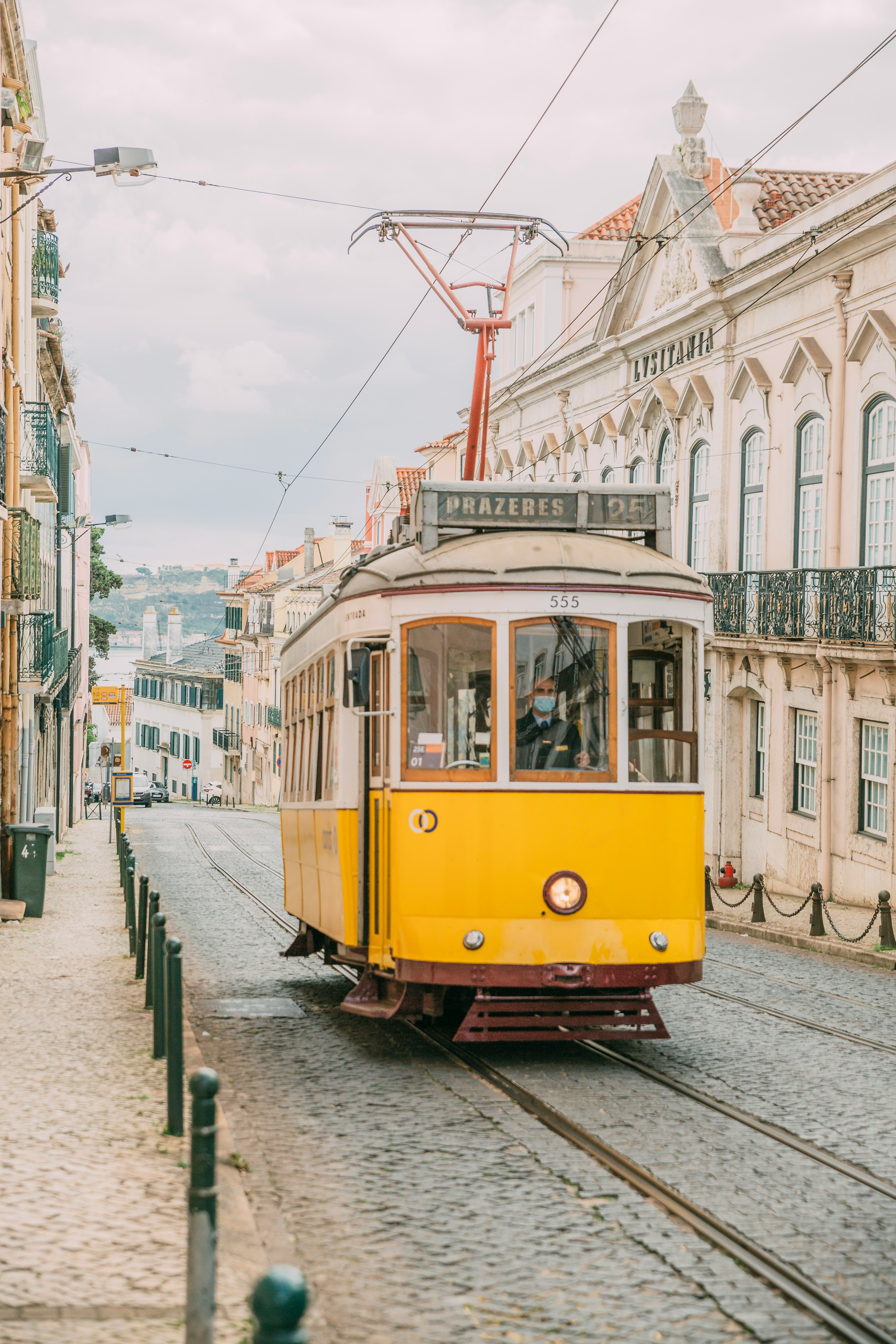 Lisbon Budget Guide: Sun, Sea & Seven Hills for €45/Day